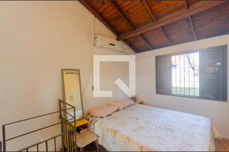 Quarto  de casa de condomínio à venda com 1 quarto, 37m² em Vila Nova, Porto Alegre