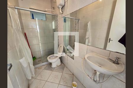 Banheiro de casa de condomínio para alugar com 1 quarto, 53m² em Engenho de Dentro, Rio de Janeiro