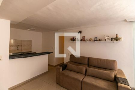 Sala de casa para alugar com 2 quartos, 55m² em Itapoã, Belo Horizonte