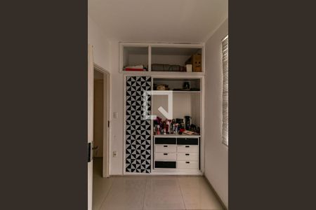 Quarto 1 de casa para alugar com 2 quartos, 55m² em Itapoã, Belo Horizonte