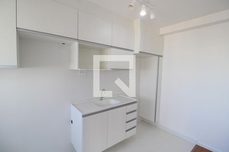 Sala / Cozinha de apartamento para alugar com 1 quarto, 34m² em Vila Pauliceia, São Paulo