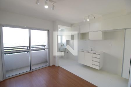 Sala / Cozinha de apartamento para alugar com 1 quarto, 34m² em Vila Pauliceia, São Paulo