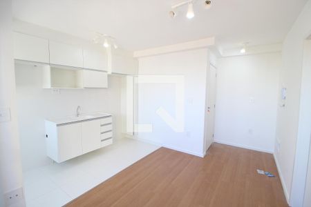 Sala / Cozinha de apartamento para alugar com 1 quarto, 34m² em Vila Pauliceia, São Paulo