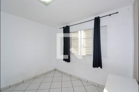 Quarto 1 de casa para alugar com 2 quartos, 20m² em Jardim Santa Mena, Guarulhos