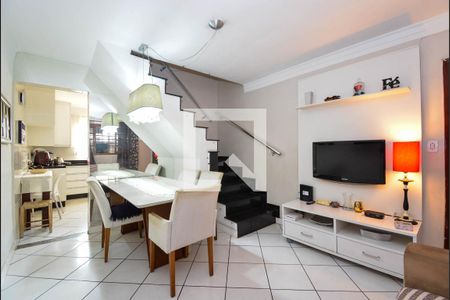 Sala de casa para alugar com 2 quartos, 20m² em Jardim Santa Mena, Guarulhos