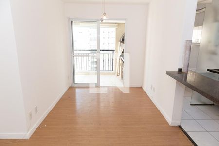 Sala de apartamento à venda com 2 quartos, 65m² em Jardim Flor da Montanha, Guarulhos