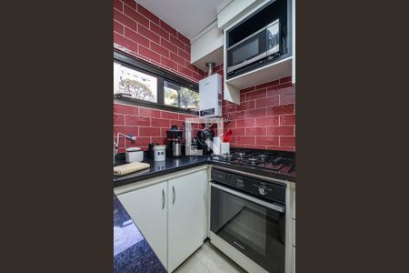 Sala/Cozinha de apartamento à venda com 1 quarto, 60m² em Cerqueira César, São Paulo