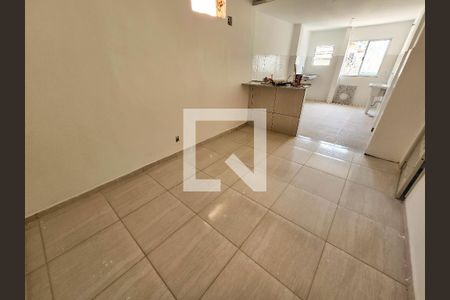 Sala de apartamento para alugar com 2 quartos, 90m² em Todos Os Santos, Rio de Janeiro