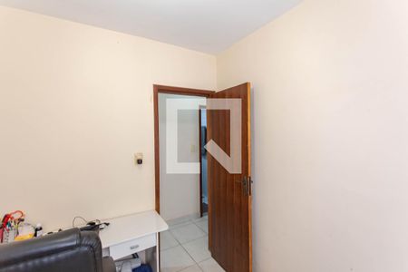 Quarto 1 de apartamento para alugar com 3 quartos, 90m² em Ribeiro de Abreu, Belo Horizonte