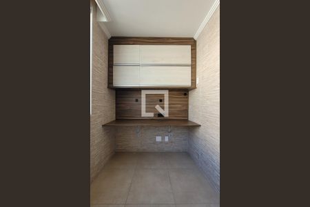 Sala de casa para alugar com 2 quartos, 115m² em Vila Humaita, Santo André