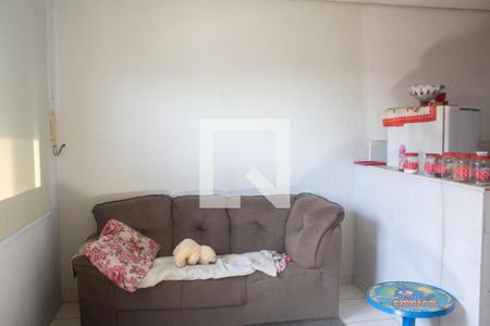 Sala de casa para alugar com 2 quartos, 120m² em Vila Santa Terezinha, Carapicuíba