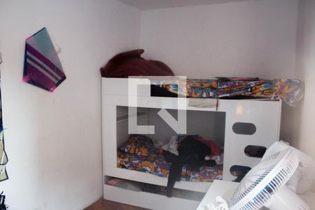 Quarto 1 de casa para alugar com 2 quartos, 120m² em Vila Santa Terezinha, Carapicuíba