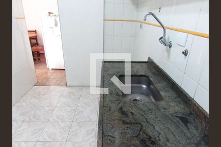 Cozinha de casa para alugar com 1 quarto, 40m² em Jardim Monte Kemel, São Paulo