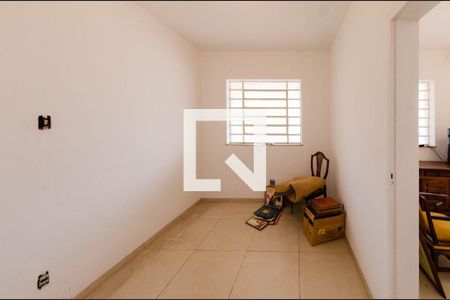 Quarto de casa para alugar com 3 quartos, 1000m² em Nova Granada, Belo Horizonte