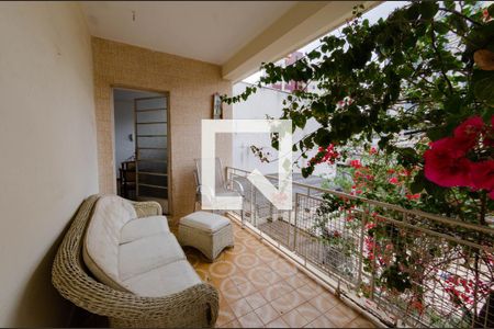 Sala de casa para alugar com 3 quartos, 1000m² em Nova Granada, Belo Horizonte