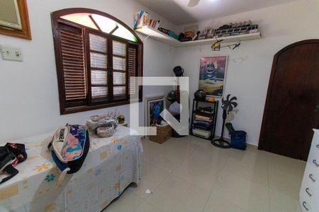 Quarto 1 de casa para alugar com 2 quartos, 400m² em Piratininga, Niterói