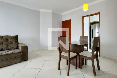 Sala de apartamento para alugar com 2 quartos, 50m² em Vila Tupi, Praia Grande