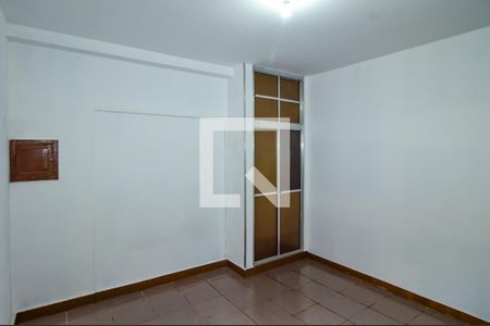 Quarto de casa para alugar com 1 quarto, 50m² em Jardim Silveira, Barueri