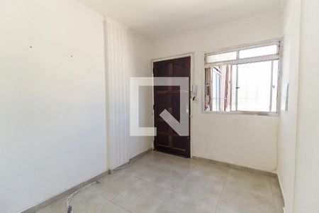 Sala de apartamento para alugar com 2 quartos, 50m² em Jardim Bonifacio, São Paulo