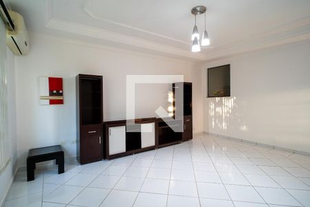 Sala de casa para alugar com 4 quartos, 275m² em Granja Olga Ii, Sorocaba