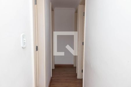 Corredor  de apartamento à venda com 3 quartos, 68m² em Centro, Diadema