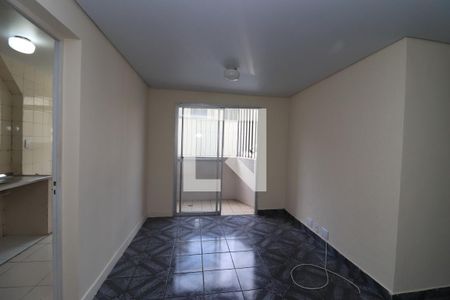 Sala de TV de apartamento para alugar com 1 quarto, 42m² em Vila Carrão, São Paulo