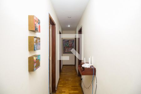 Corredor de apartamento para alugar com 4 quartos, 140m² em Serra, Belo Horizonte