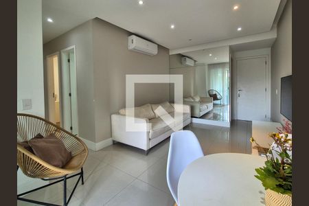 Sala de apartamento à venda com 3 quartos, 80m² em Barra da Tijuca, Rio de Janeiro