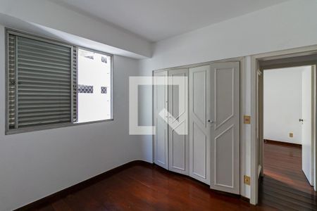 Apartamento para alugar com 140m², 4 quartos e 2 vagas Apartamento para alugar com 140m², 4 quartos e 2 vagasQuarto 3