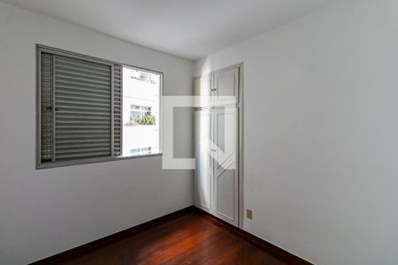 Quarto 1 de apartamento à venda com 4 quartos, 140m² em Santo Antônio, Belo Horizonte