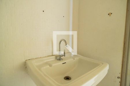 Banheiro de apartamento à venda com 1 quarto, 18m² em Centro Histórico, Porto Alegre