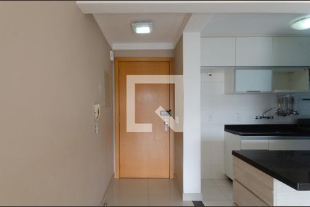 Hall de Entrada de apartamento para alugar com 3 quartos, 71m² em Cavalhada, Porto Alegre