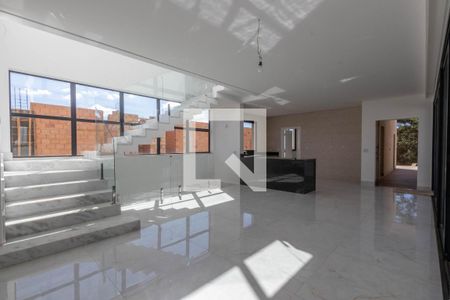 Sala de casa de condomínio à venda com 4 quartos, 440m² em Alphaville, Nova Lima
