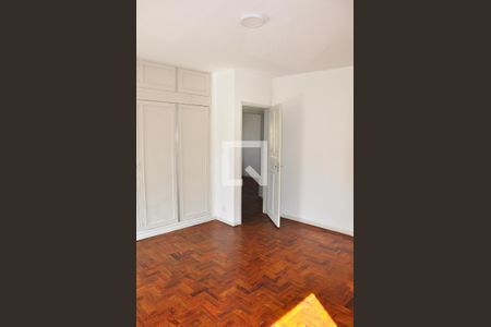 Quarto 01 com Armário e Varanda de casa para alugar com 4 quartos, 160m² em Vila Aurora (zona Norte), São Paulo