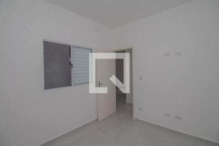 Quarto 1 de apartamento para alugar com 2 quartos, 48m² em Parque Tomas Saraiva, São Paulo