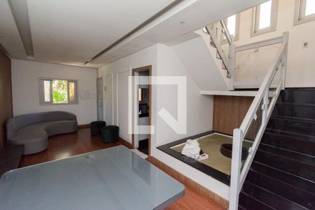 Sala de casa à venda com 3 quartos, 250m² em Santa Maria, Contagem