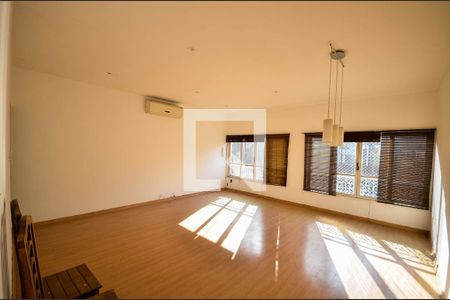 Sala de apartamento para alugar com 2 quartos, 160m² em Vila Isabel, Rio de Janeiro