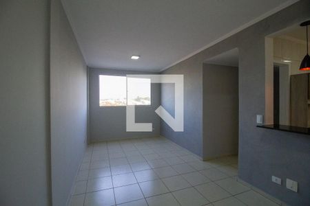 Sala de apartamento para alugar com 3 quartos, 60m² em Jardim Clarice I, Votorantim