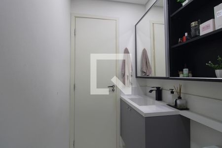 Banheiro de apartamento à venda com 1 quarto, 35m² em Jurubatuba, São Paulo