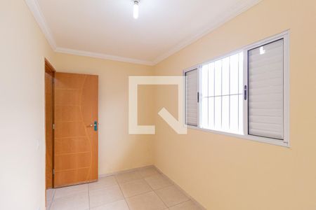 Quarto de casa para alugar com 2 quartos, 63m² em Jardim Roberto, Osasco