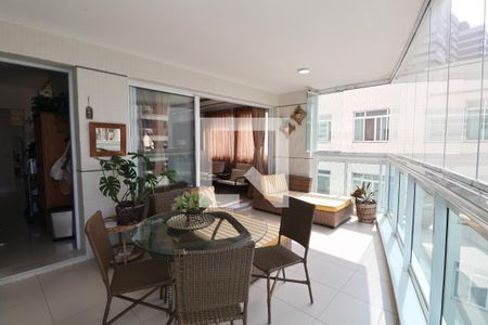 Varanda gourmet de apartamento para alugar com 2 quartos, 118m² em Vila Alzira, Guarujá