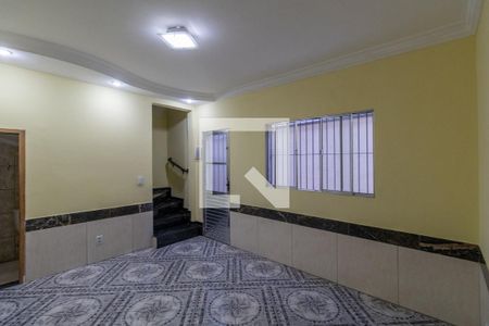 Sala de casa para alugar com 3 quartos, 150m² em Limoeiro, São Paulo