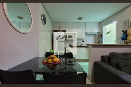 Sala de apartamento à venda com 2 quartos, 55m² em Jardim Santo Antônio, Santo André