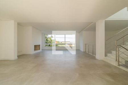 Sala de casa de condomínio à venda com 4 quartos, 256m² em Hípica, Porto Alegre