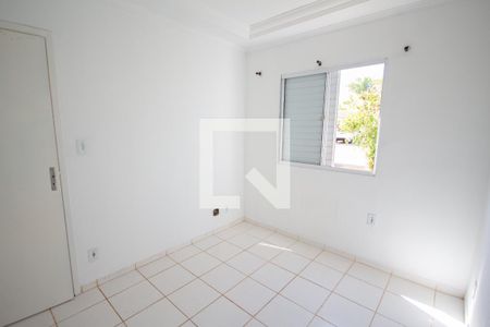 Quarto 2 de apartamento para alugar com 2 quartos, 42m² em Jardim Florestan Fernandes, Ribeirão Preto