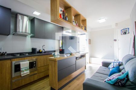 Sala/Cozinha/Área de serviço de apartamento à venda com 1 quarto, 42m² em Vila Valparaíso, Santo André