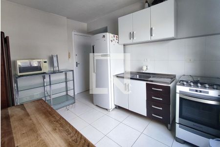 Cozinha de kitnet/studio para alugar com 1 quarto, 28m² em Água Verde, Curitiba