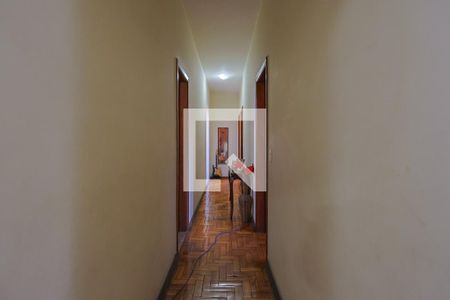 Corredor de apartamento à venda com 3 quartos, 100m² em Santo Agostinho, Belo Horizonte