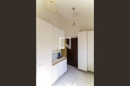 Casa à venda com 100m², 3 quartos e 2 vagas Casa à venda com 100m², 3 quartos e 2 vagasCozinha