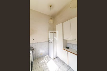 Casa à venda com 100m², 3 quartos e 2 vagas Casa à venda com 100m², 3 quartos e 2 vagasCozinha